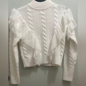 NWT- Gianni Bini Elegant White Cable Knit Sweater Also Fits As Womans XS